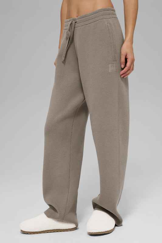 Scholar Straight Leg Sweatpant - Light Cocoa