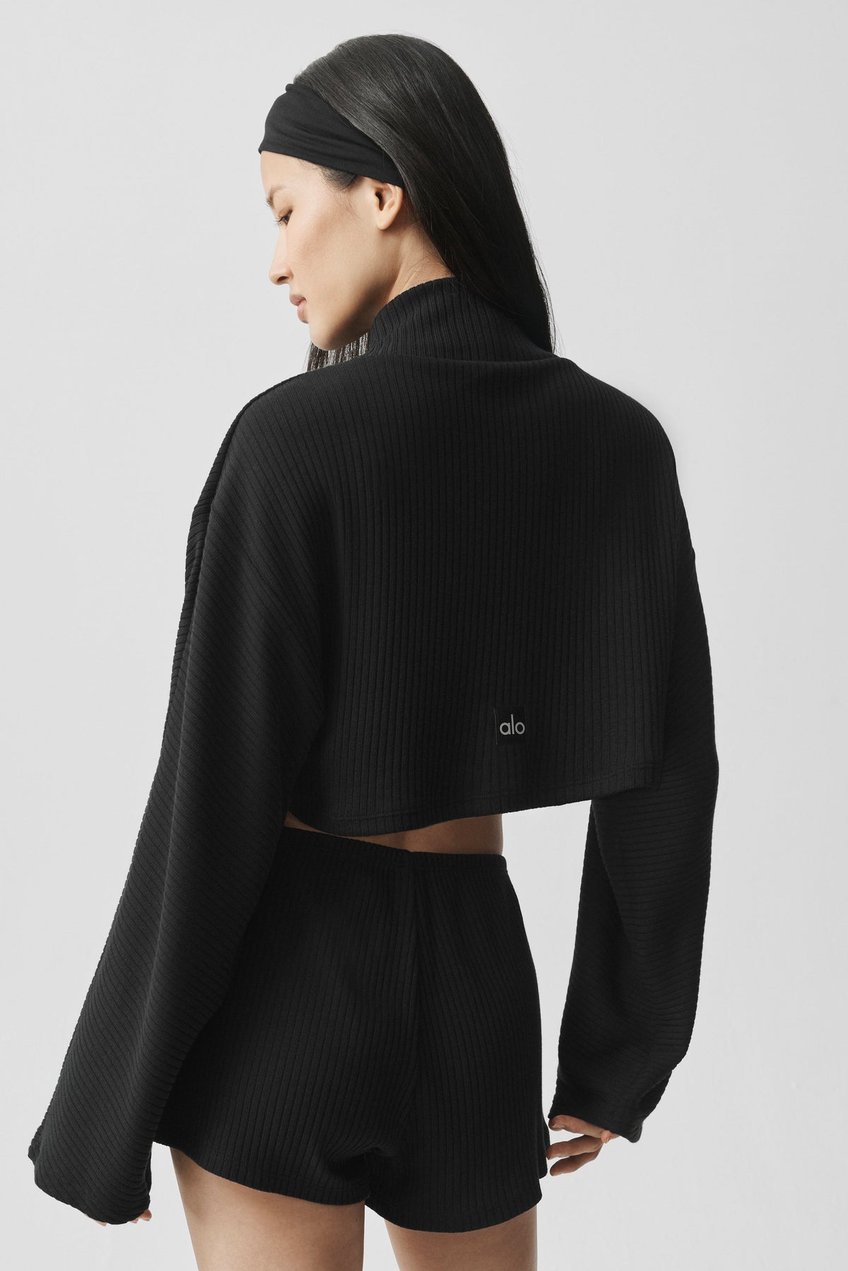 Ribbed Cropped Reset Long Sleeve - Black