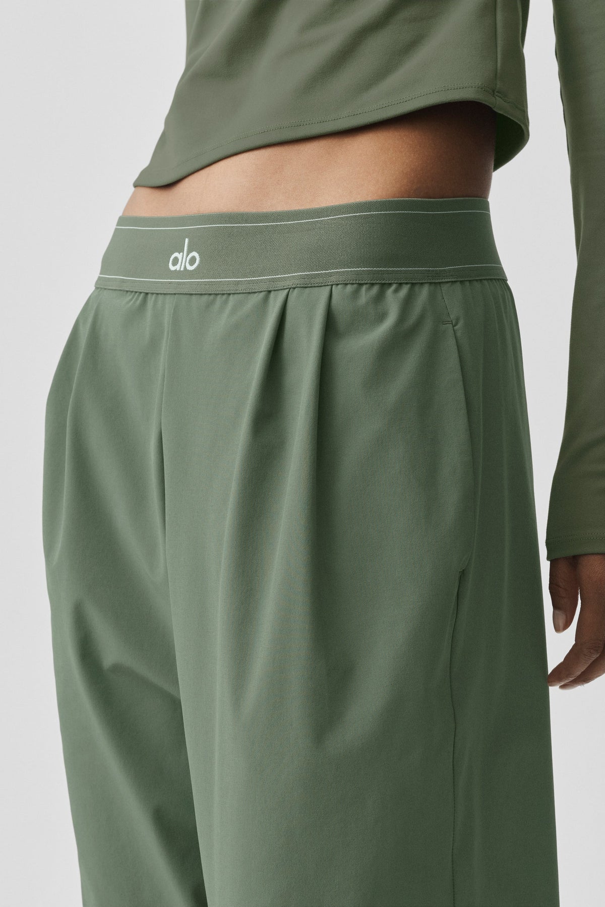 Suit Up Trouser (Regular) - Bamboo Green